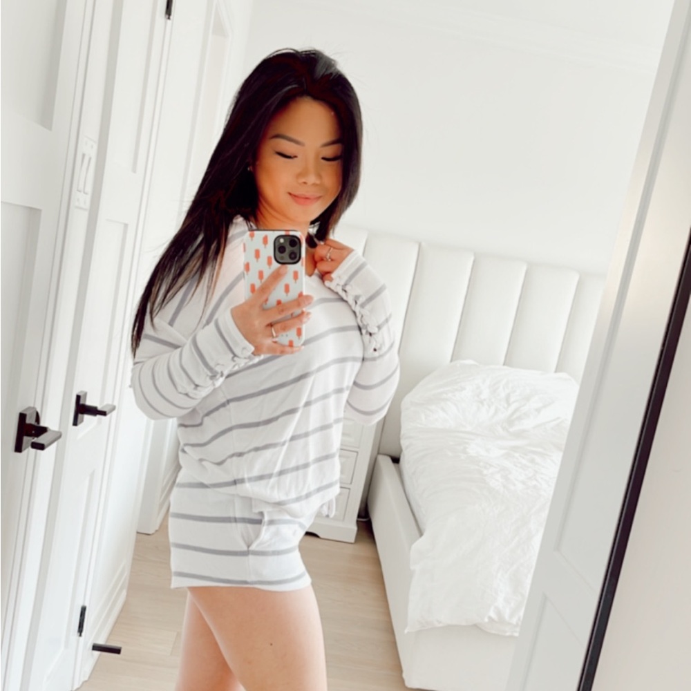 Brand New Chaser two piece long sleeve hoodie with matching drawstring shorts.
